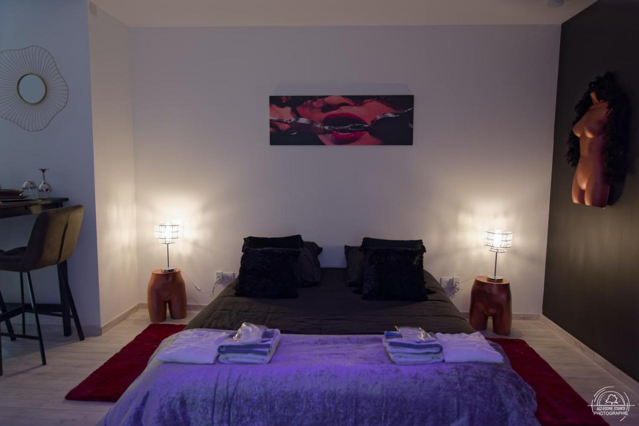 Suite Les Folies Douces & Spa By Nancyintimelounge Eksteriør billede