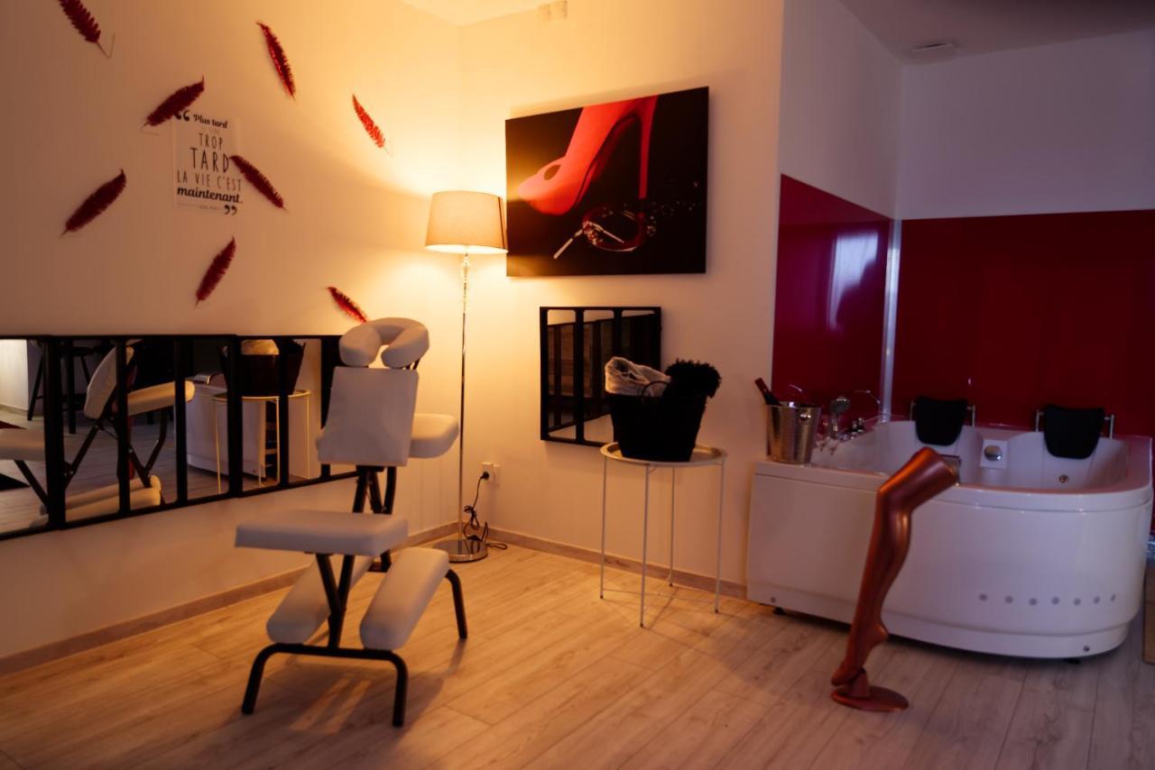 Suite Les Folies Douces & Spa By Nancyintimelounge Eksteriør billede